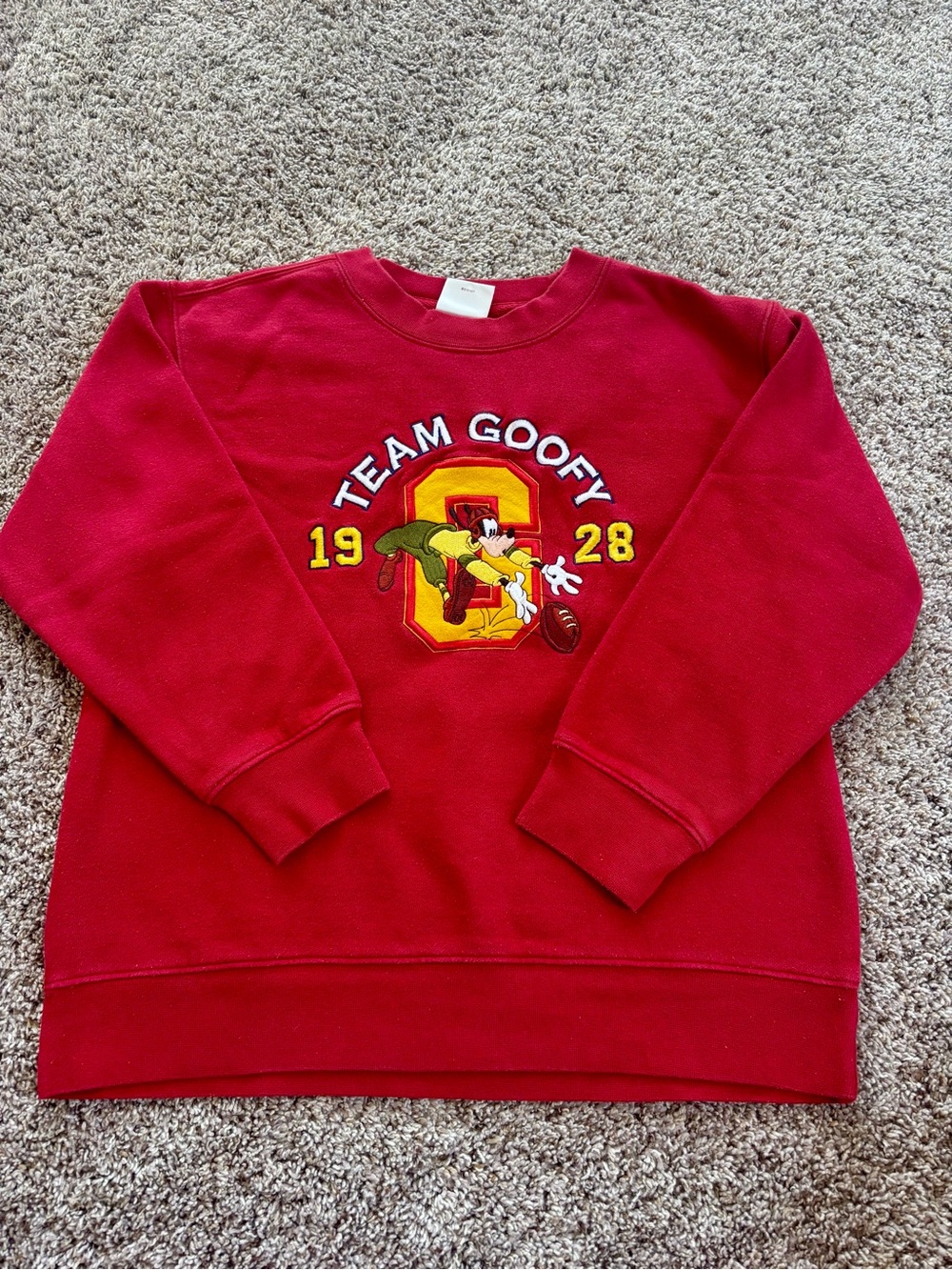 Kids vintage Disney store Team Goofy football  Red Graphic crew neck Sweatshirt